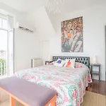 Blue Boutique & Suites ホステル エストリル
