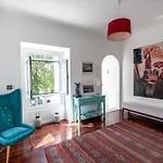 ホステル Blue Boutique & Suites エストリル