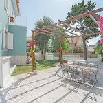 Hostel Blue Boutique & Suites Estoril