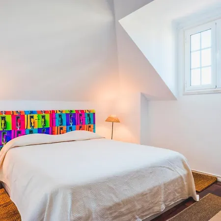 Hostel Blue Boutique & Suites Estoril