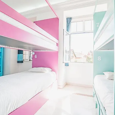 Blue Boutique & Suites Hostel