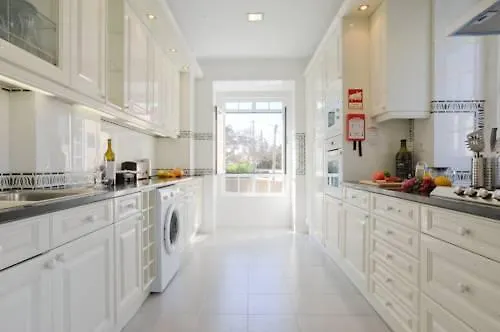 Blue Boutique & Suites Hostel Estoril