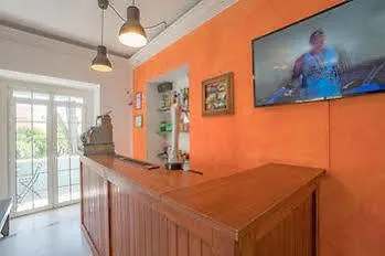 Hostel Blue Boutique & Suites Εστορίλ