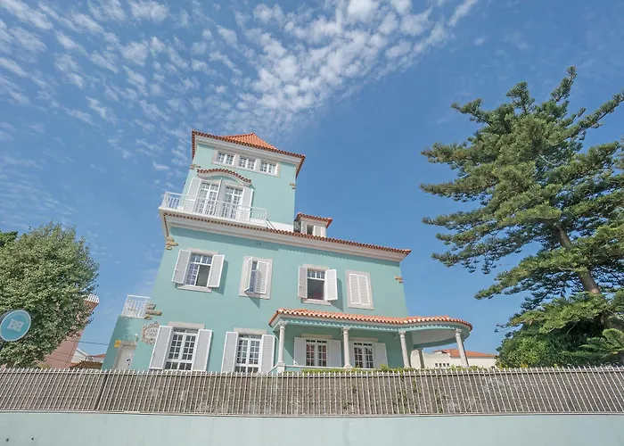 Hostel Blue Boutique & Suites Εστορίλ