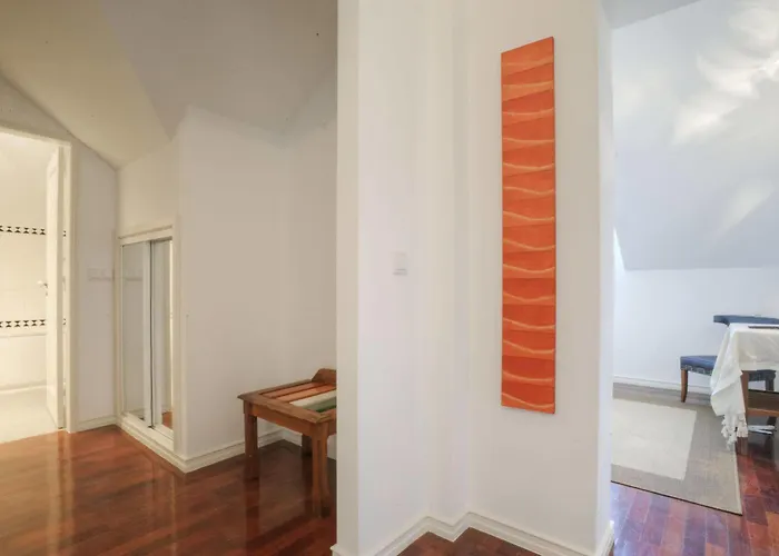 Blue Boutique & Suites Hostel Εστορίλ