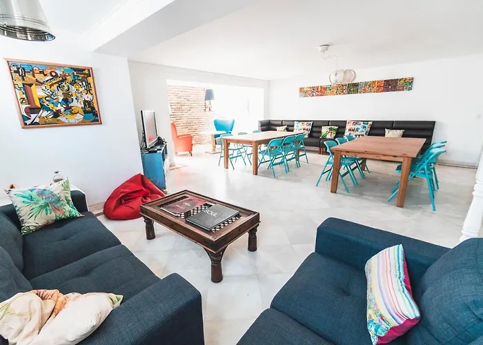 Hostel Blue Boutique & Suites Estoril