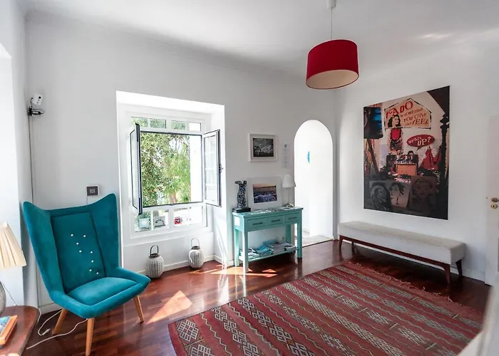 Hostel Blue Boutique & Suites Estoril