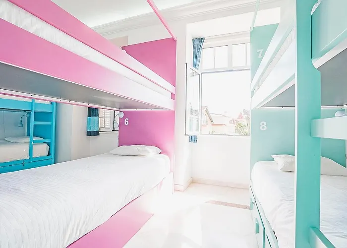 Blue Boutique & Suites Hostel